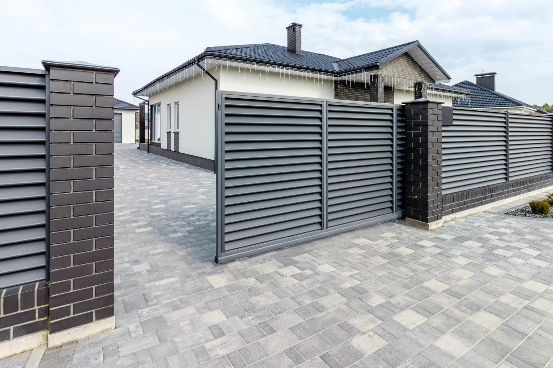 Automatic gates store